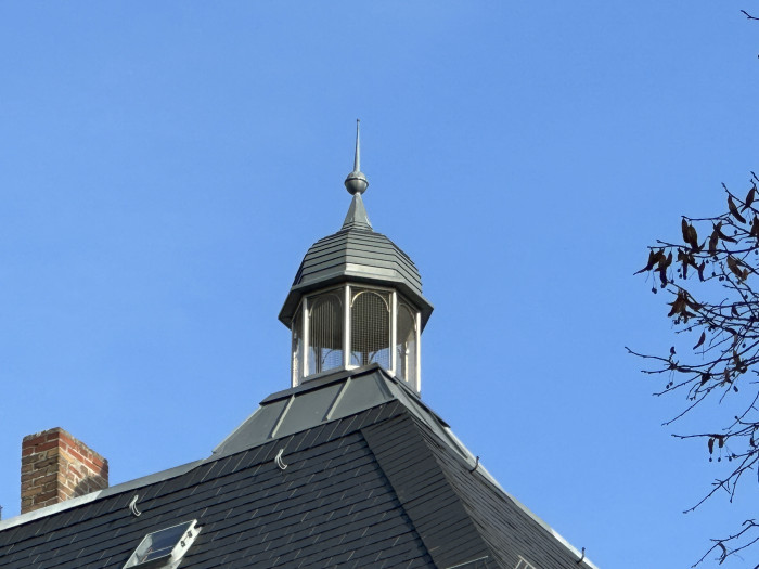 ... und dem iPhone 14 Pro Max. (Bild: Tobias K&ouml;ltzsch/Golem.de)